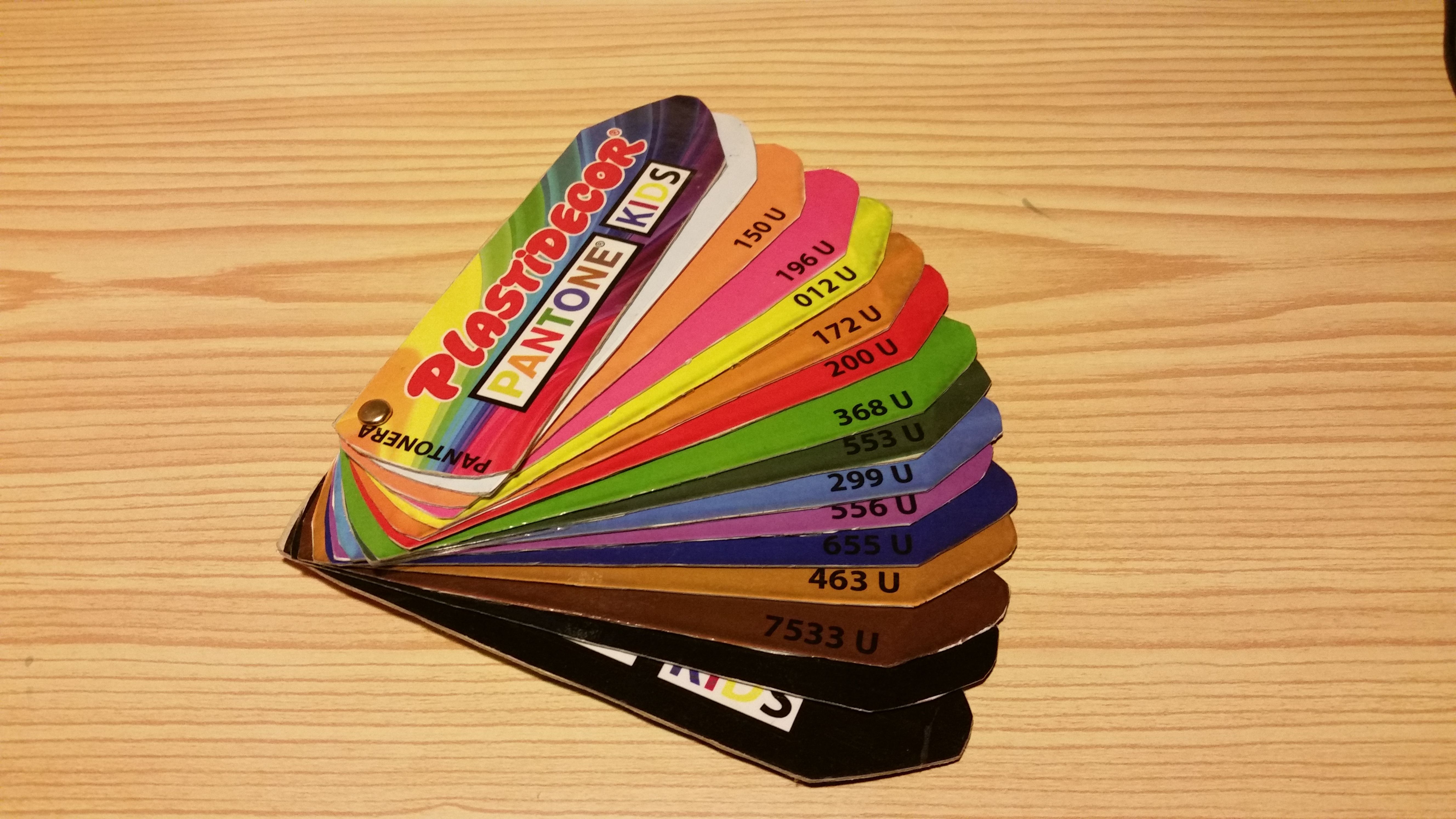 Plastidecor pantone 2