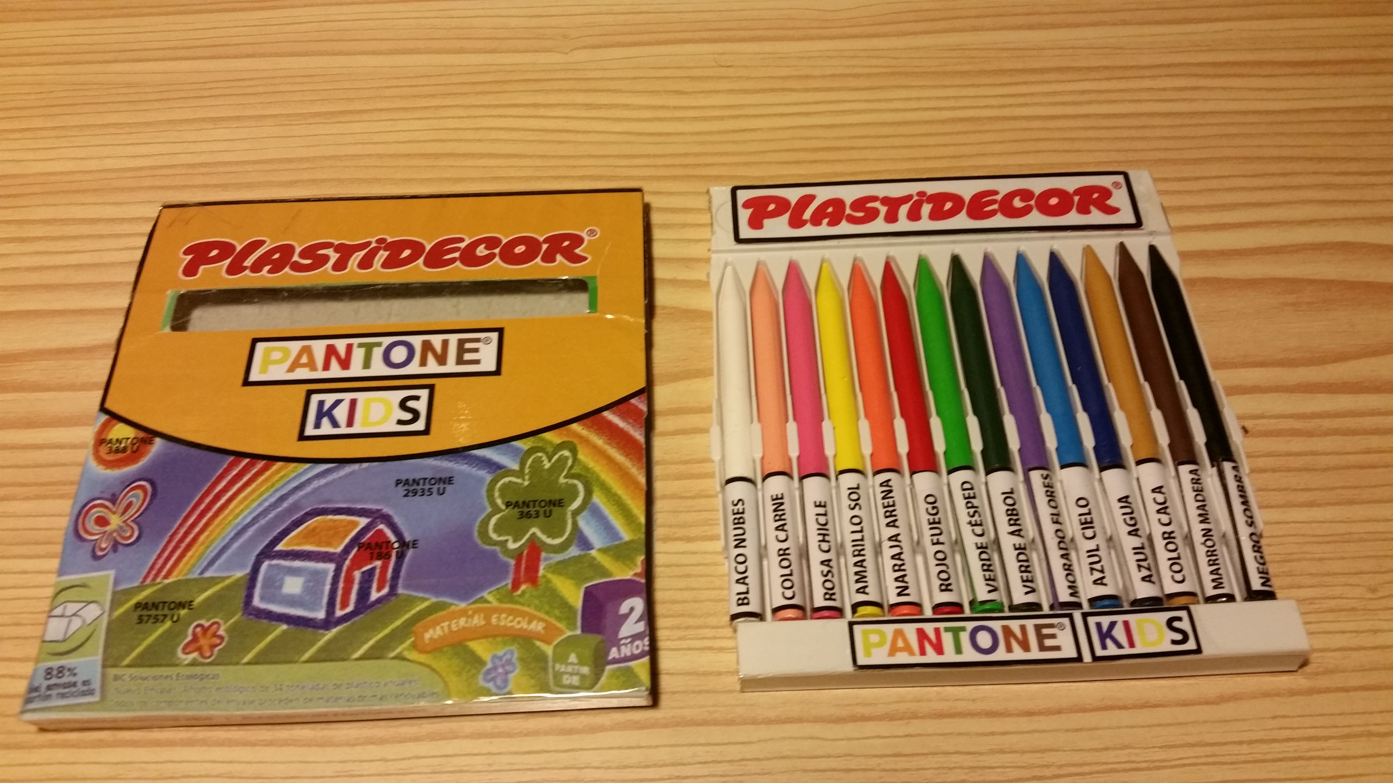 Plastidecor pantone 8
